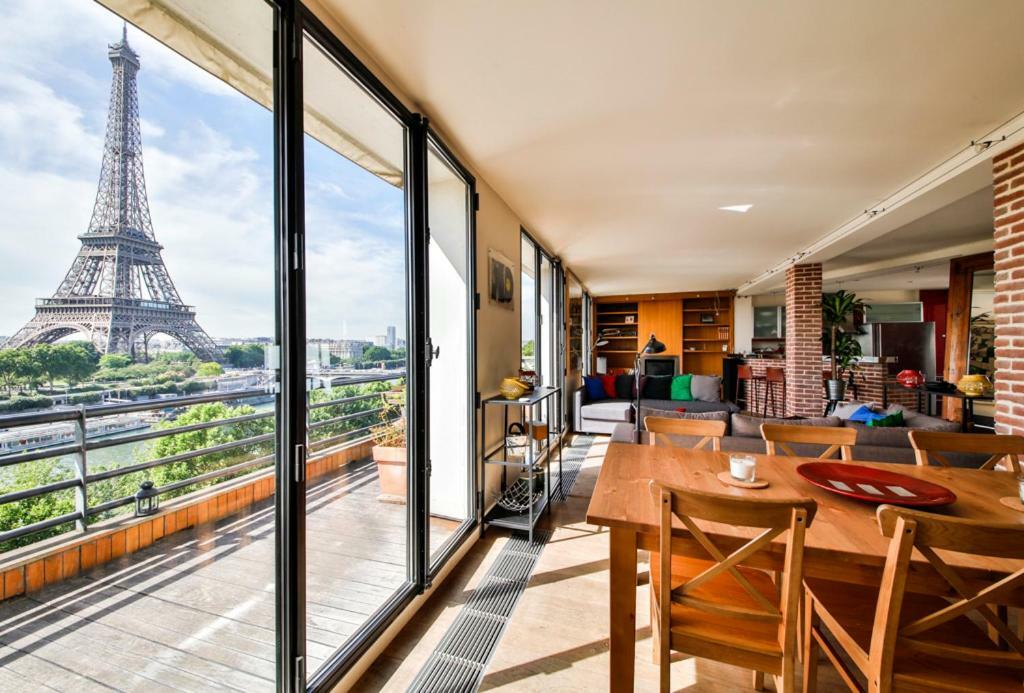 Apartment Eiffel Terraces Paris