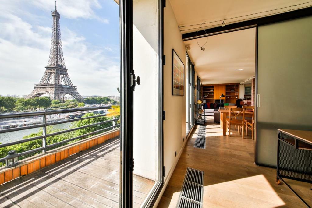 Apartment Eiffel Terraces Paris