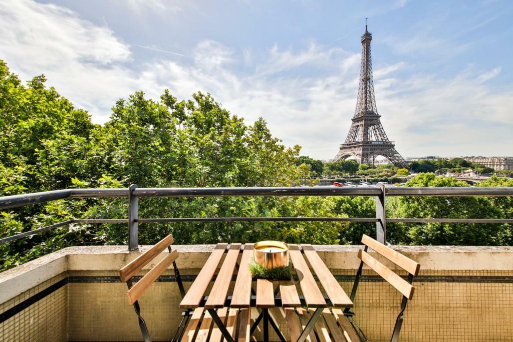 Apartment Eiffel Terraces Paris